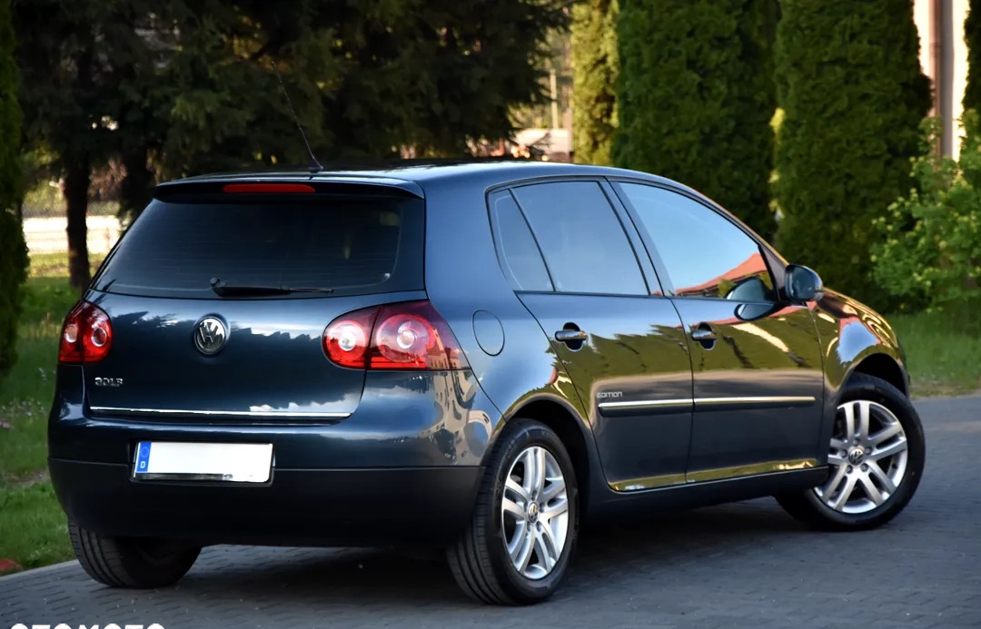 Volkswagen Golf cena 16900 przebieg: 197500, rok produkcji 2008 z Łomża małe 529